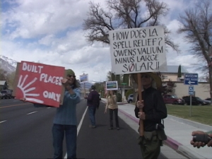 picketers