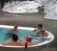 jacuzzi in mammoth lakes