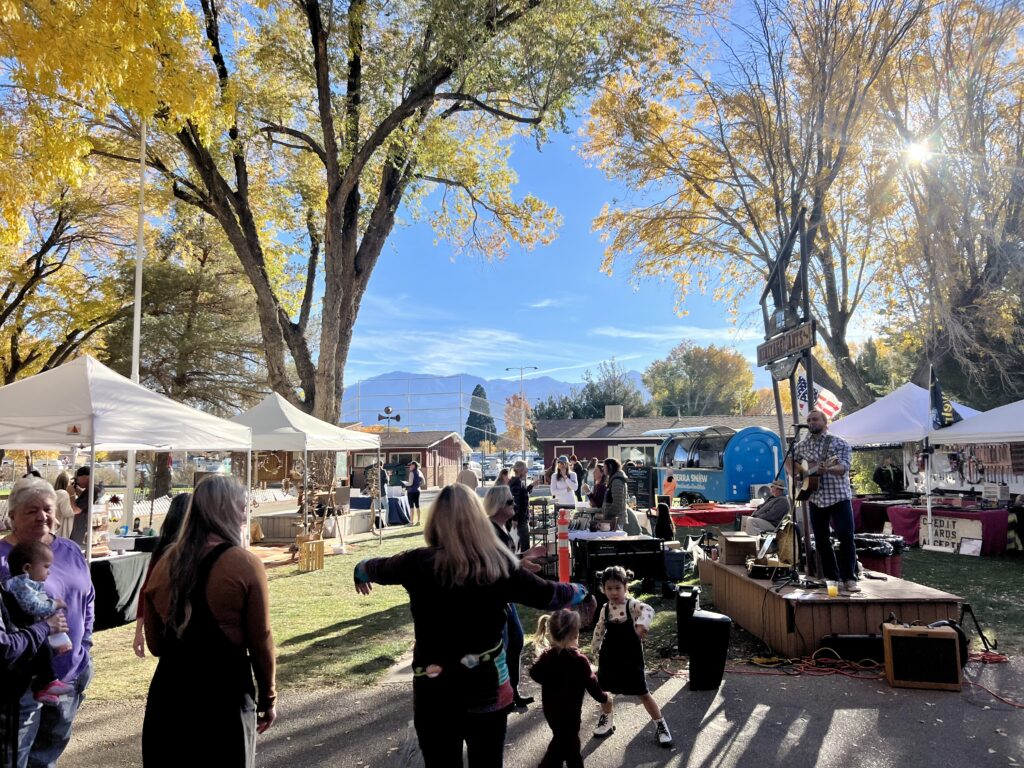 HOLIDAY MARKETPLACE DANCING TO MUSIC